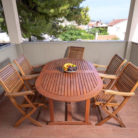Villa Dalmatia Apartments Bol Buitenkant foto