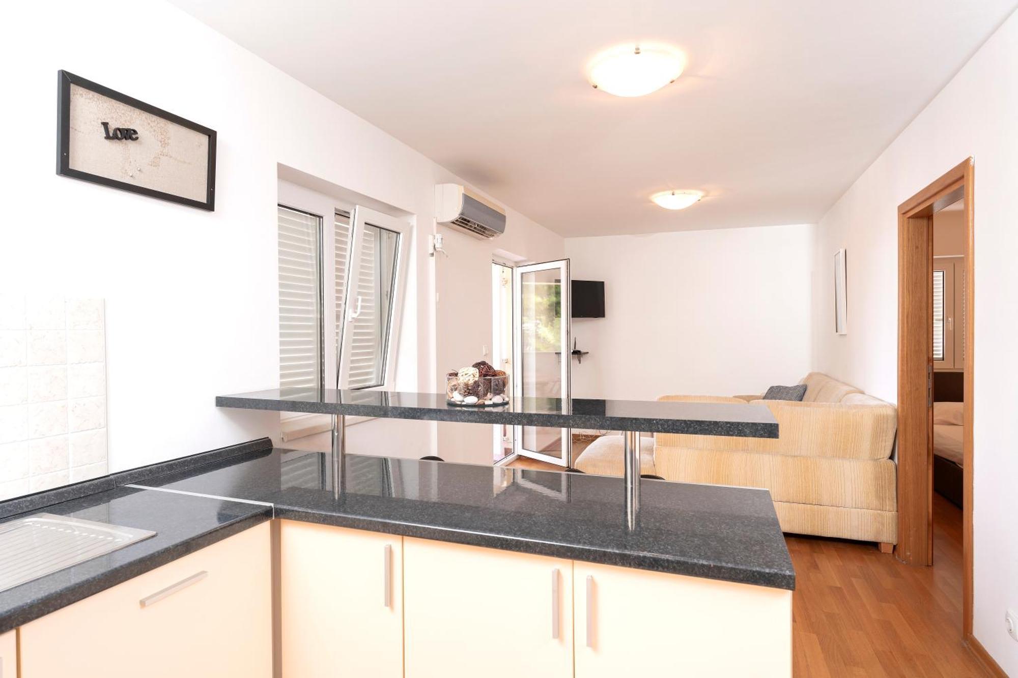 Villa Dalmatia Apartments Bol Buitenkant foto