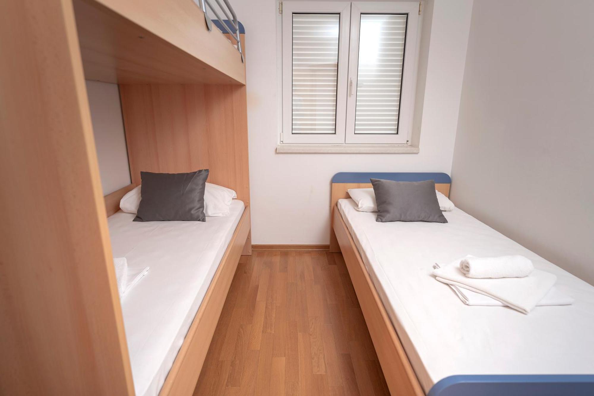 Villa Dalmatia Apartments Bol Buitenkant foto
